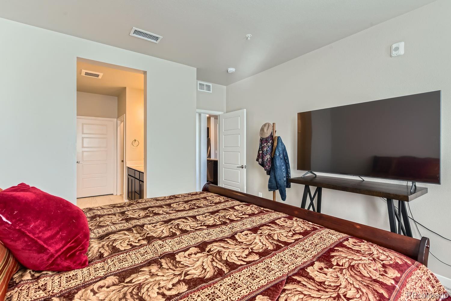 MLS Image #7 for 460 e fremont place 208,centennial, Colorado