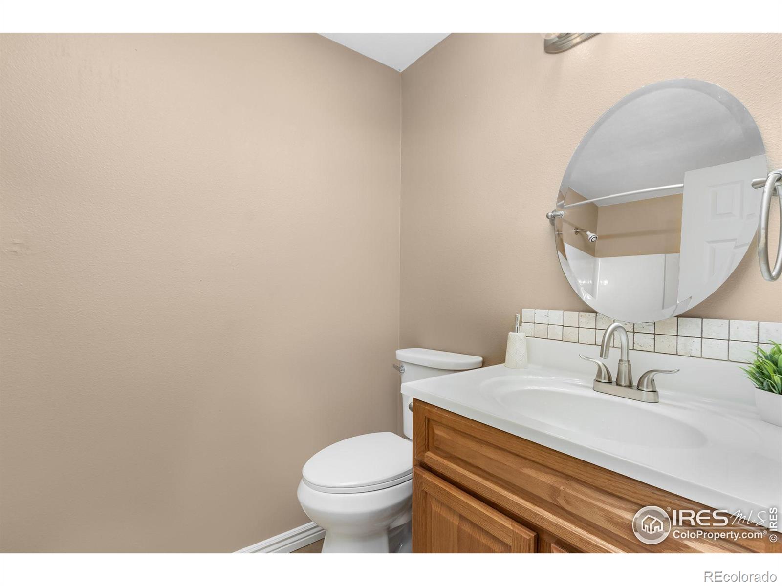 MLS Image #14 for 810 s ouray drive,loveland, Colorado