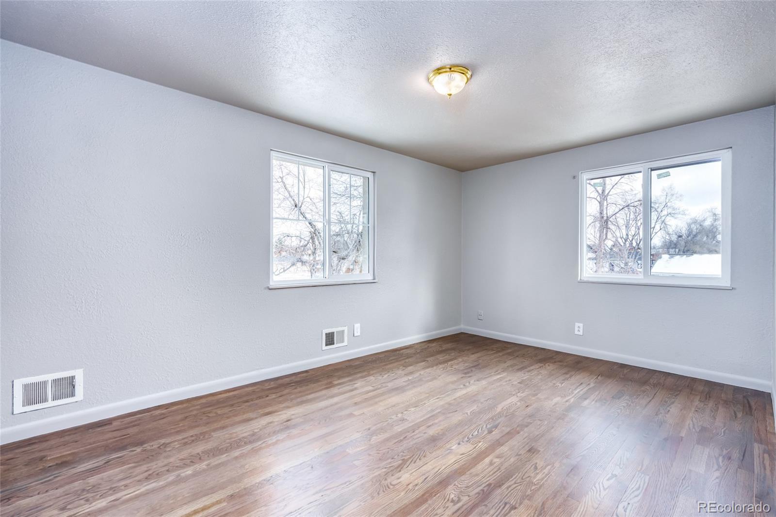 MLS Image #10 for 4865  scranton court,denver, Colorado