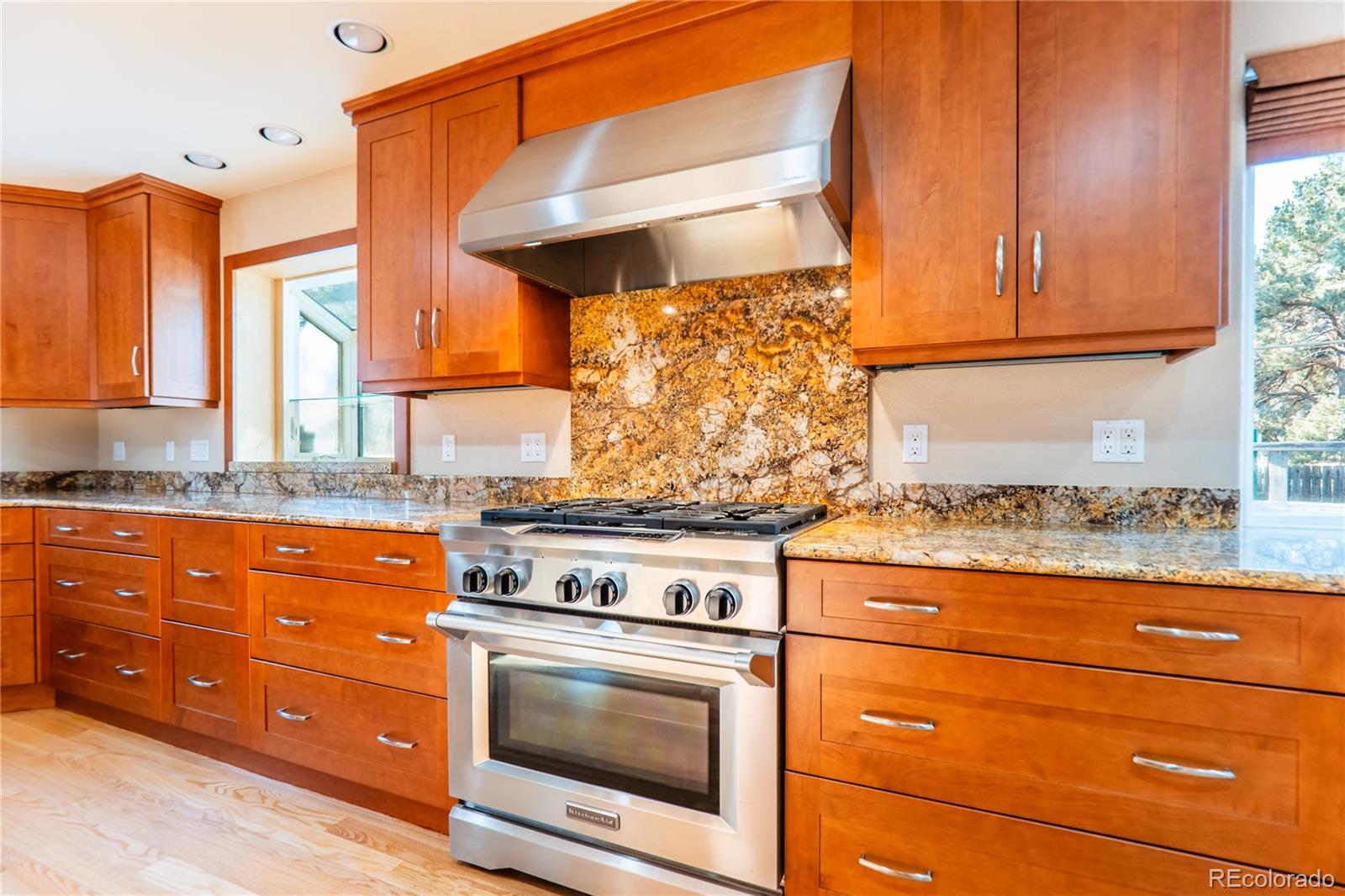 MLS Image #7 for 10250 w 80th avenue,arvada, Colorado