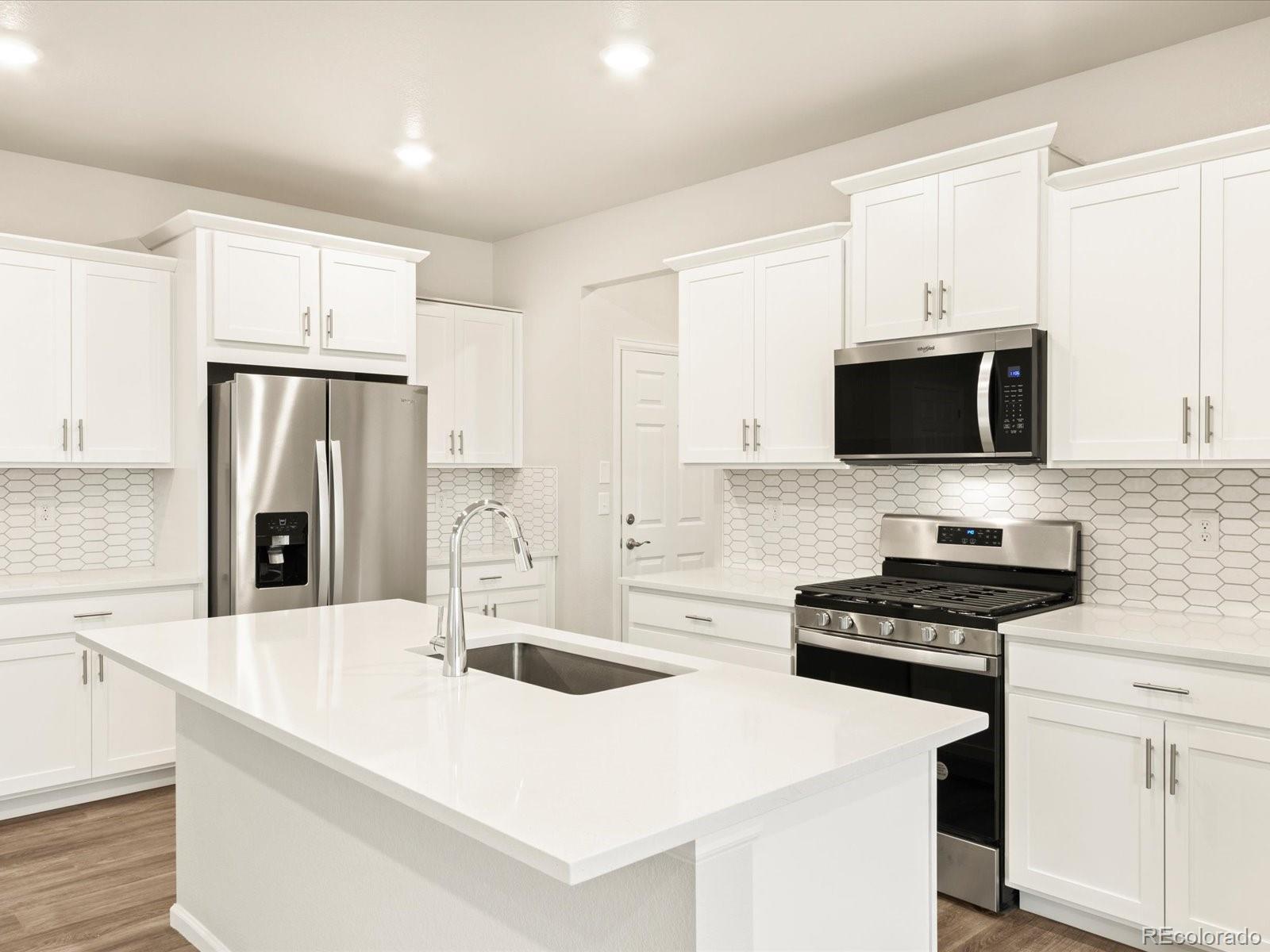 MLS Image #12 for 623  97th avenue,greeley, Colorado