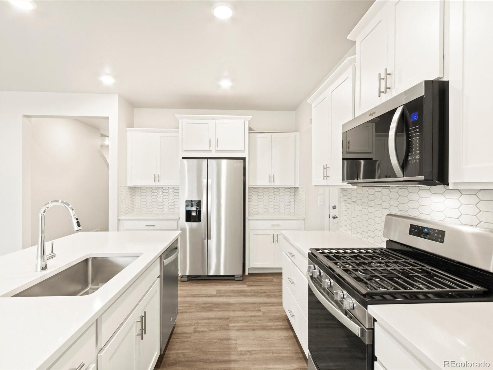 MLS Image #13 for 623  97th avenue,greeley, Colorado