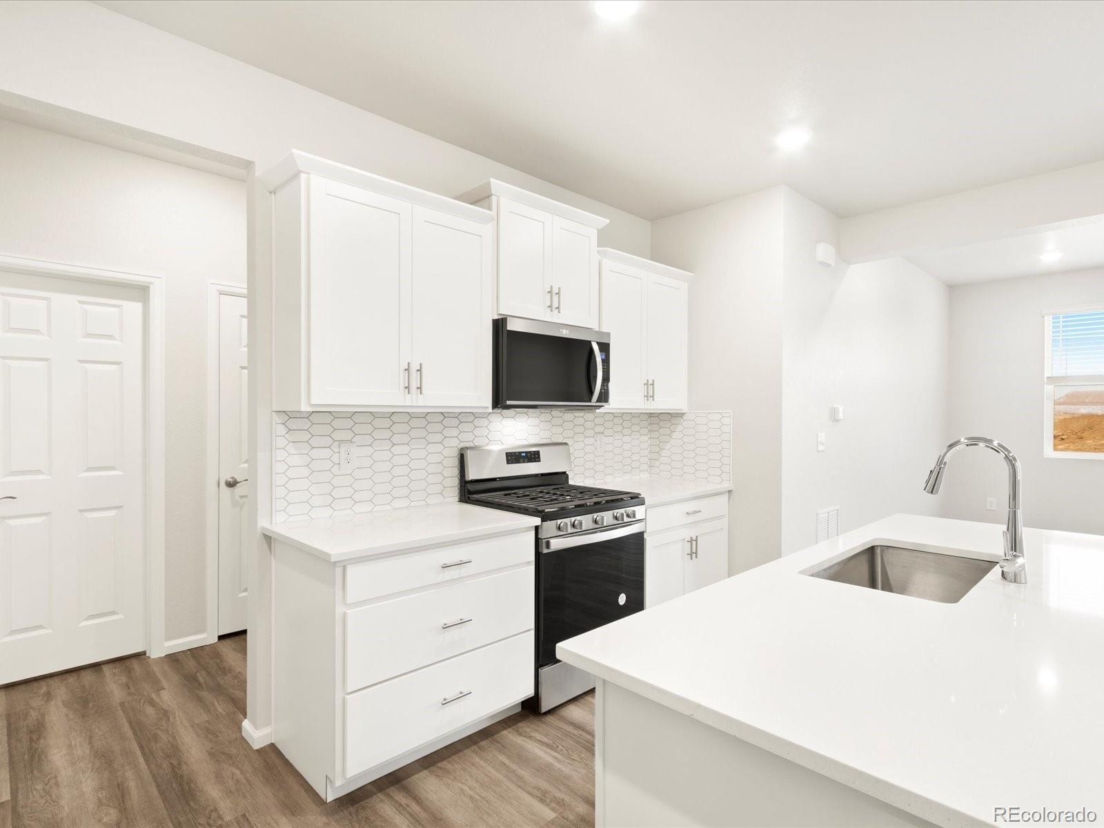 MLS Image #17 for 623  97th avenue,greeley, Colorado