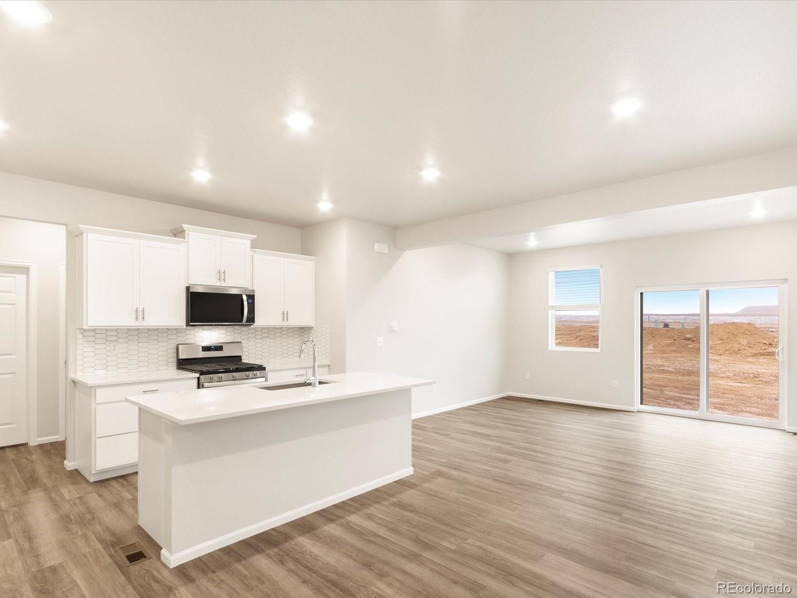 MLS Image #3 for 623  97th avenue,greeley, Colorado