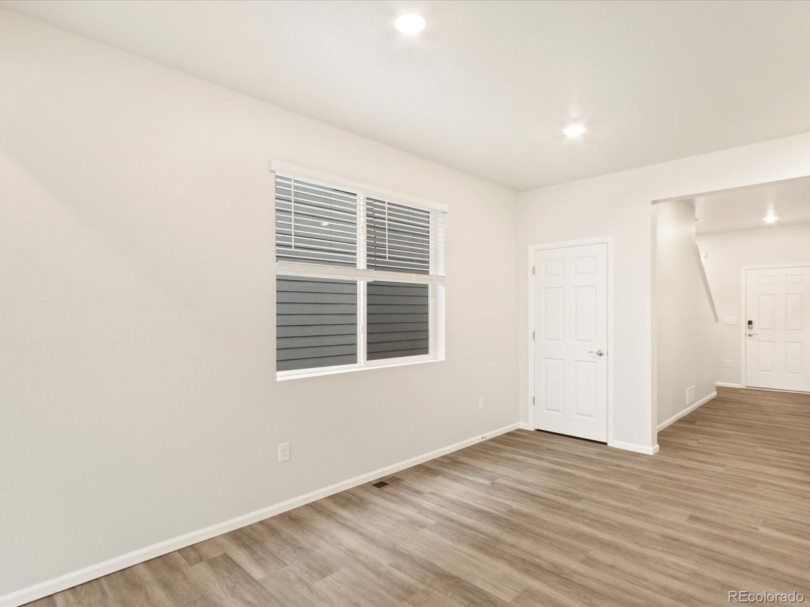 MLS Image #5 for 623  97th avenue,greeley, Colorado