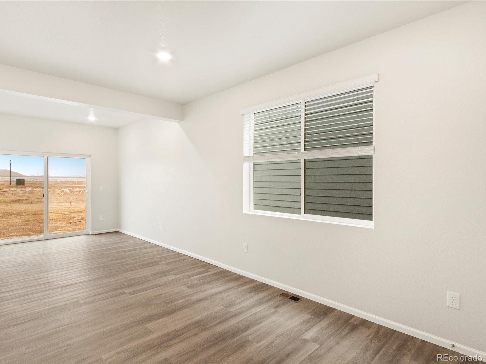 MLS Image #6 for 623  97th avenue,greeley, Colorado
