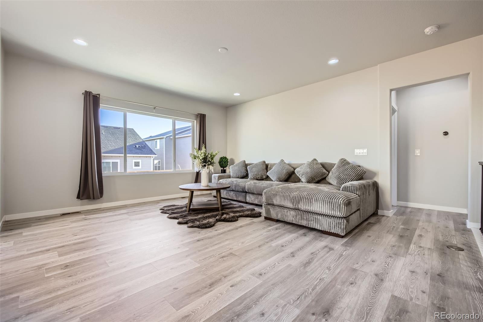 MLS Image #12 for 7233  electronic drive,colorado springs, Colorado