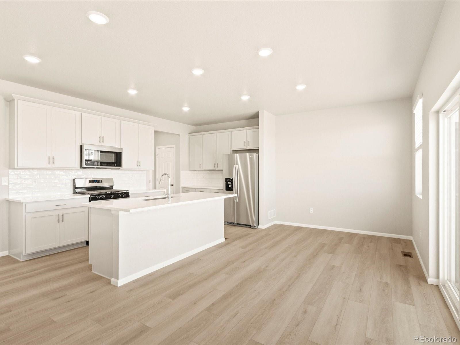 MLS Image #10 for 631  97th avenue,greeley, Colorado