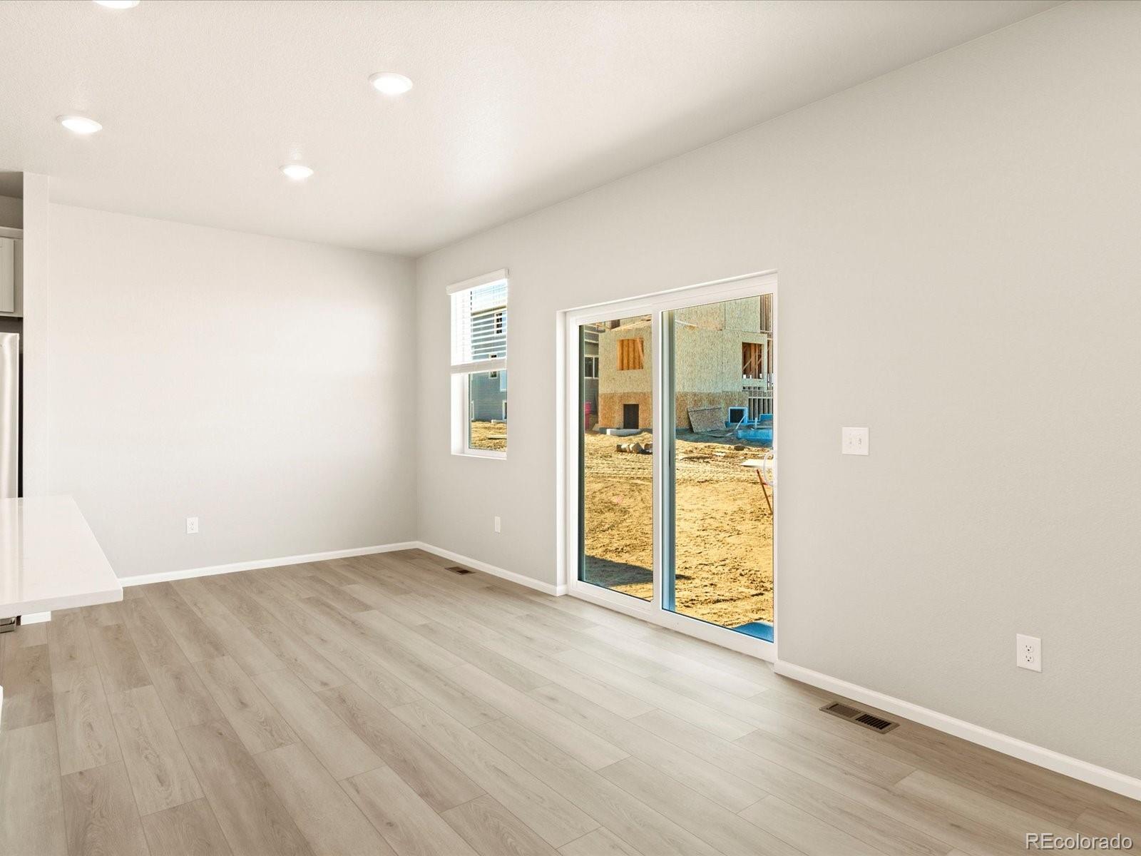 MLS Image #12 for 631  97th avenue,greeley, Colorado