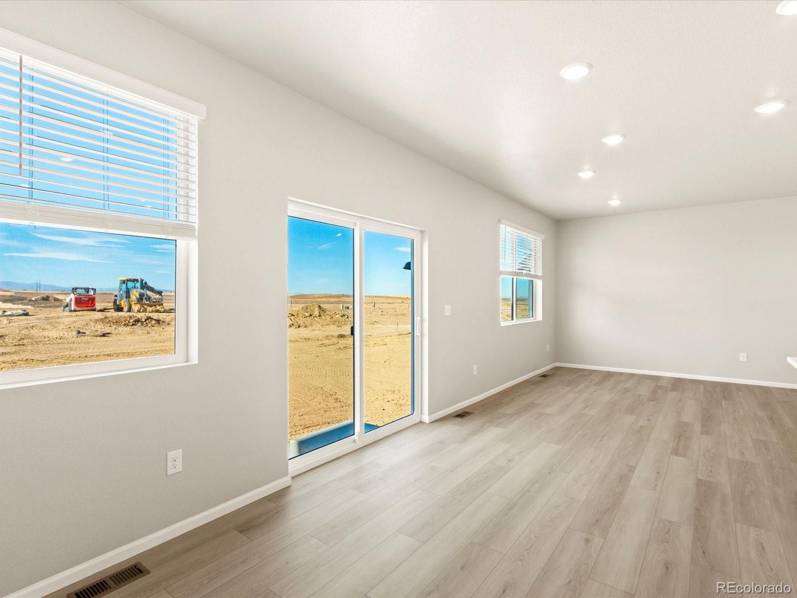 MLS Image #13 for 631  97th avenue,greeley, Colorado