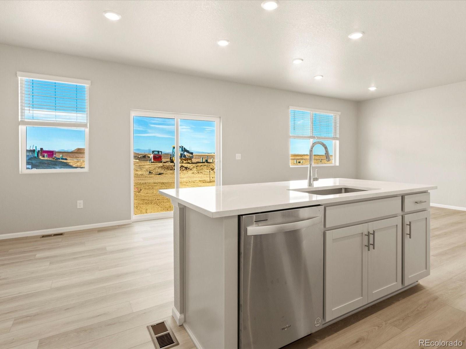 MLS Image #17 for 631  97th avenue,greeley, Colorado