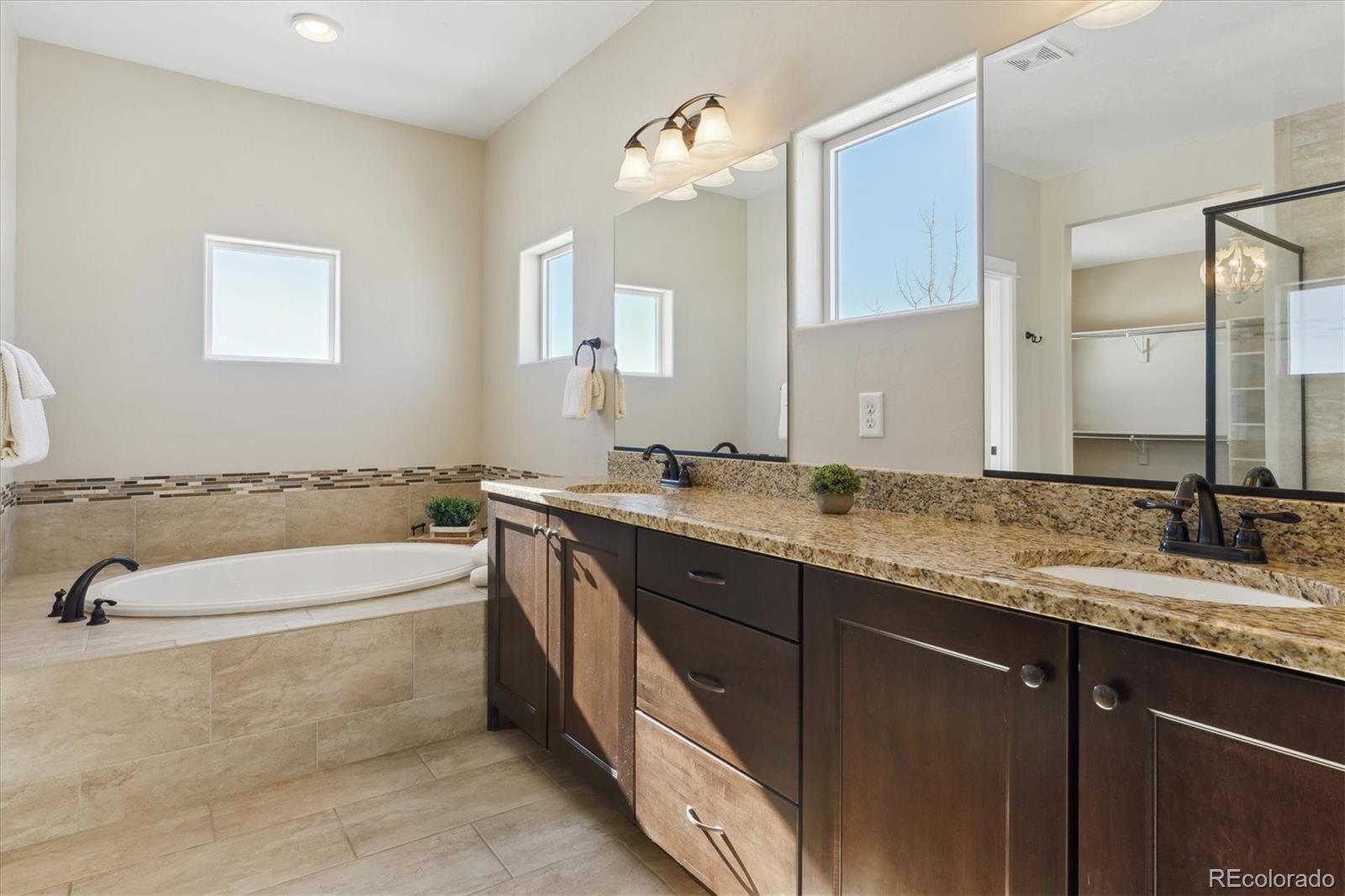 MLS Image #15 for 7799  two rivers circle,parker, Colorado