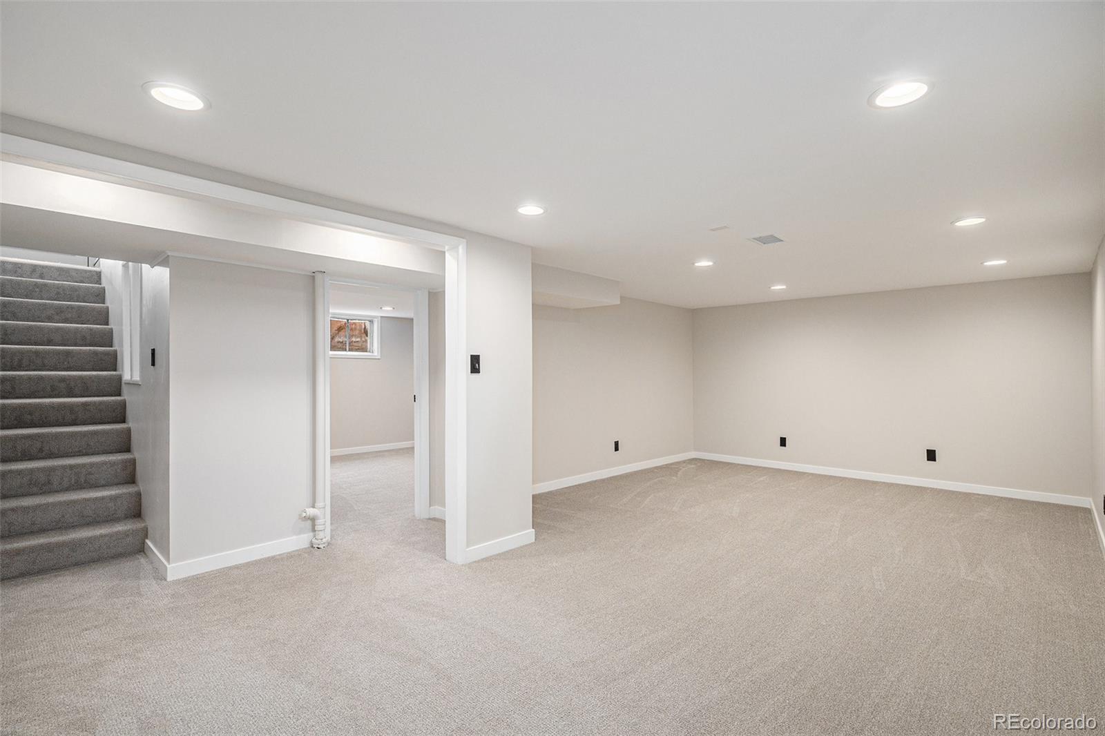 MLS Image #14 for 6576 s lincoln street,centennial, Colorado
