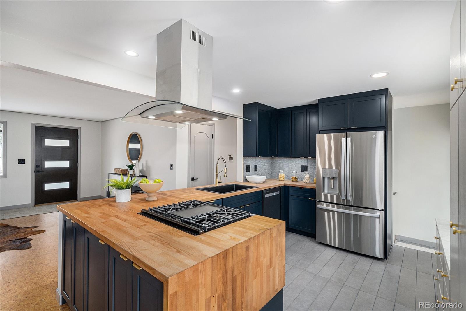 MLS Image #5 for 6576 s lincoln street,centennial, Colorado