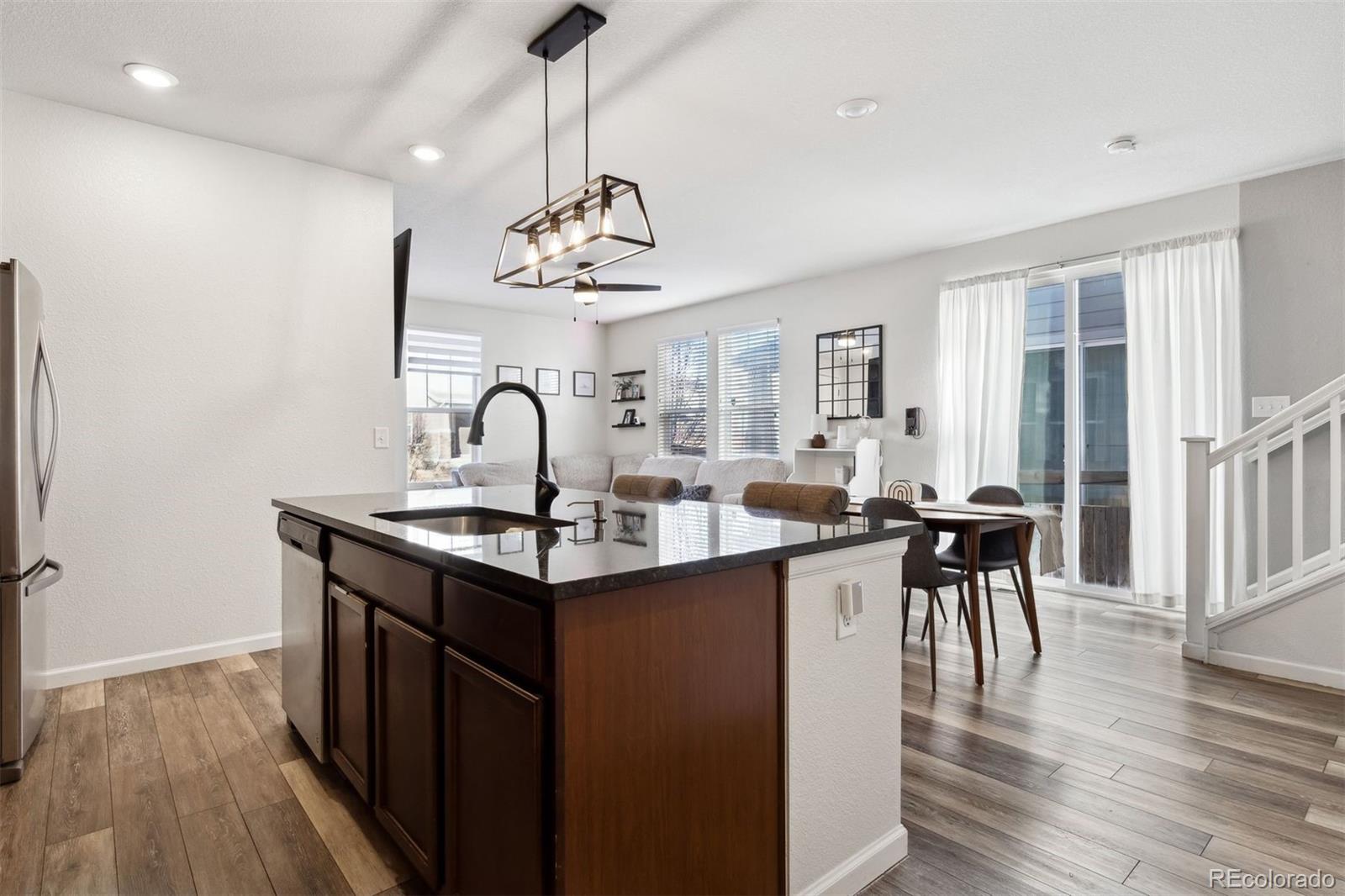 MLS Image #5 for 21835 e radcliff circle,aurora, Colorado