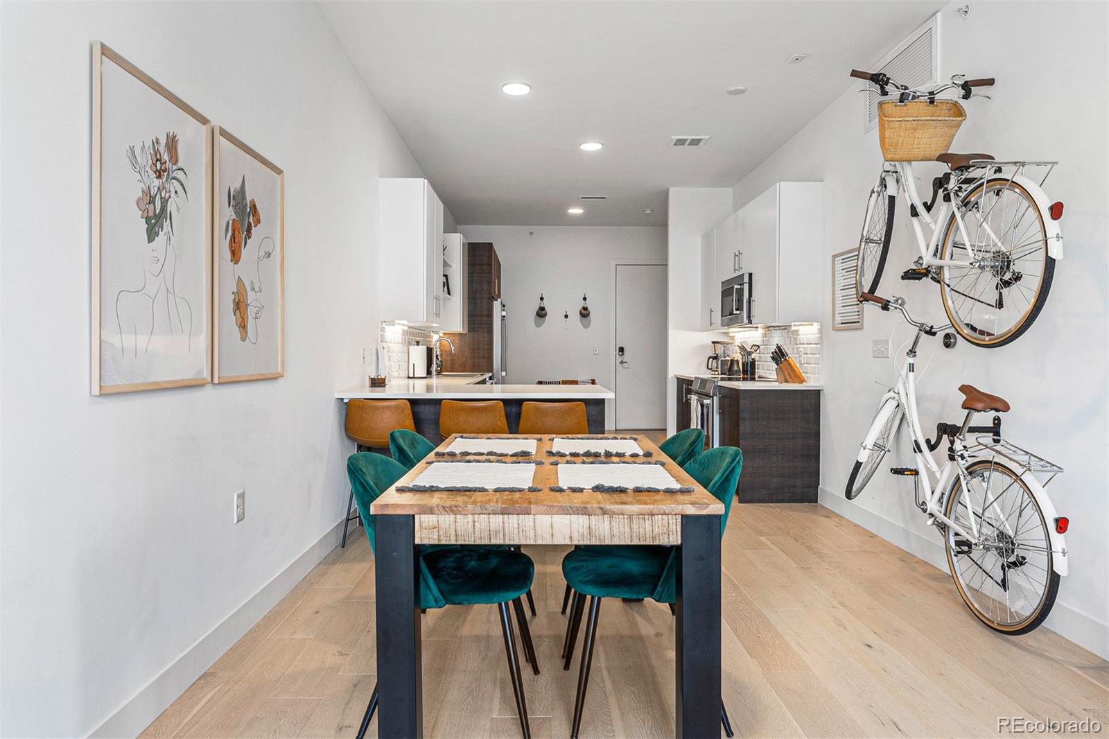 MLS Image #10 for 2550  lawrence street,denver, Colorado
