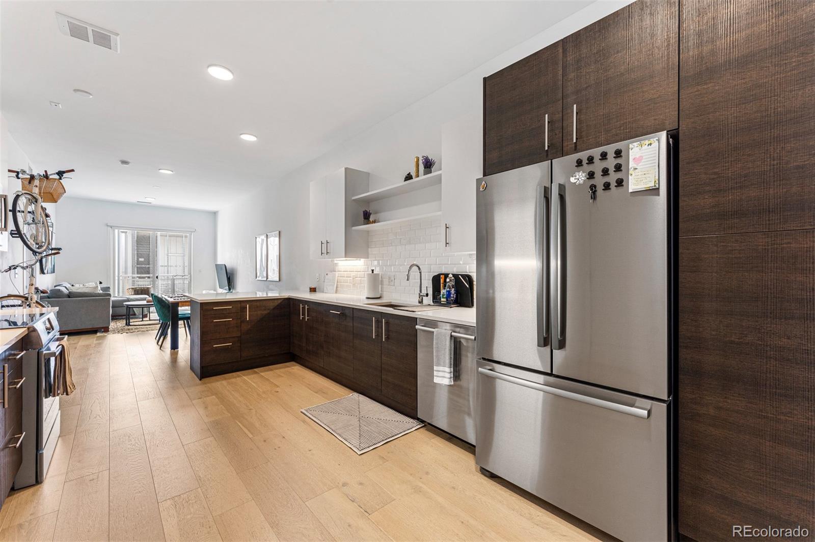MLS Image #2 for 2550  lawrence street,denver, Colorado