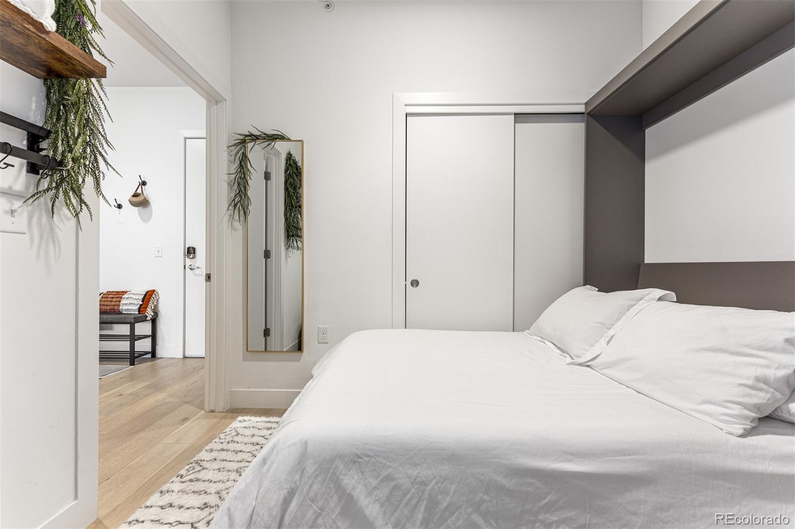 MLS Image #25 for 2550  lawrence street,denver, Colorado