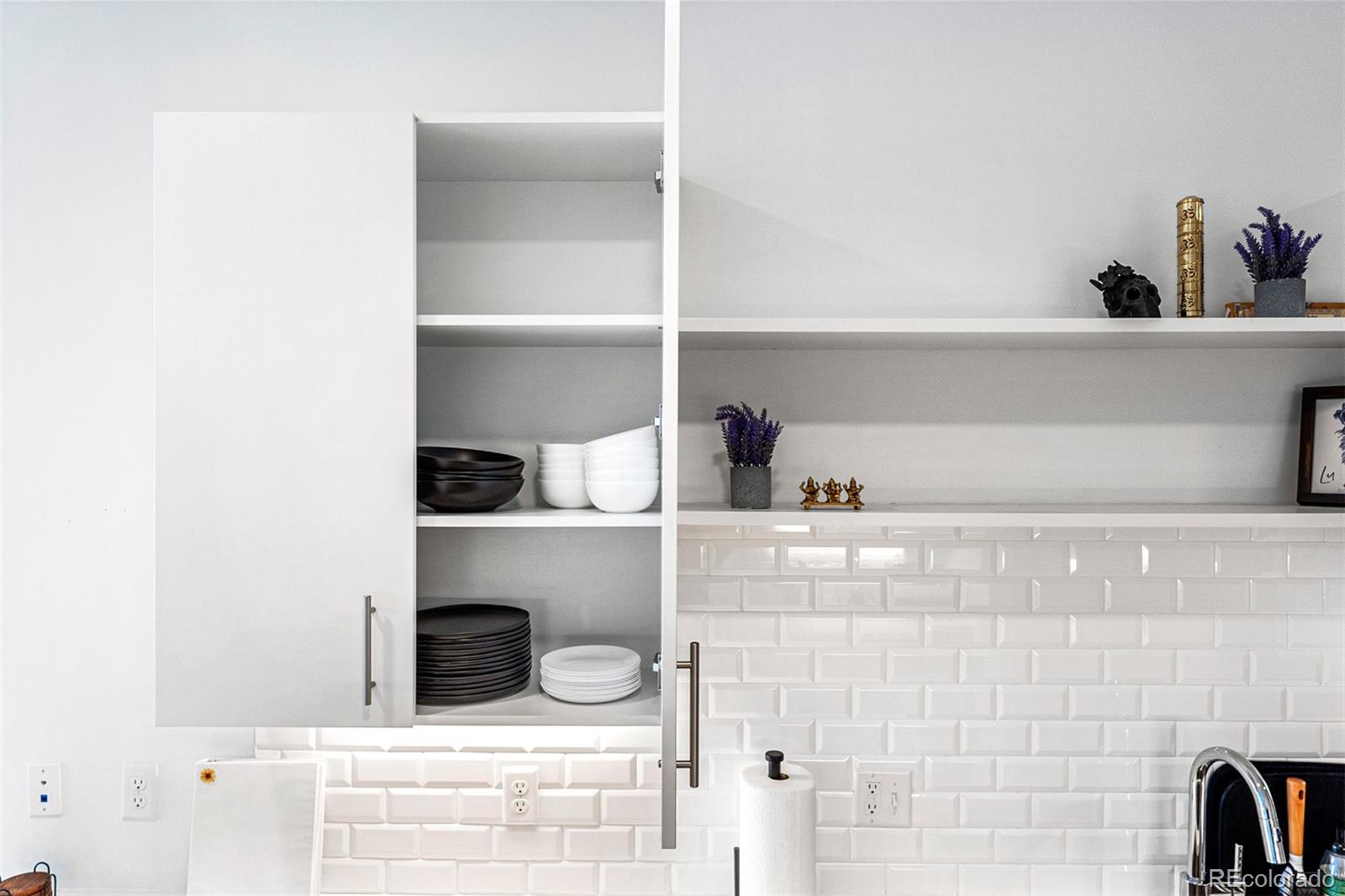 MLS Image #4 for 2550  lawrence street,denver, Colorado
