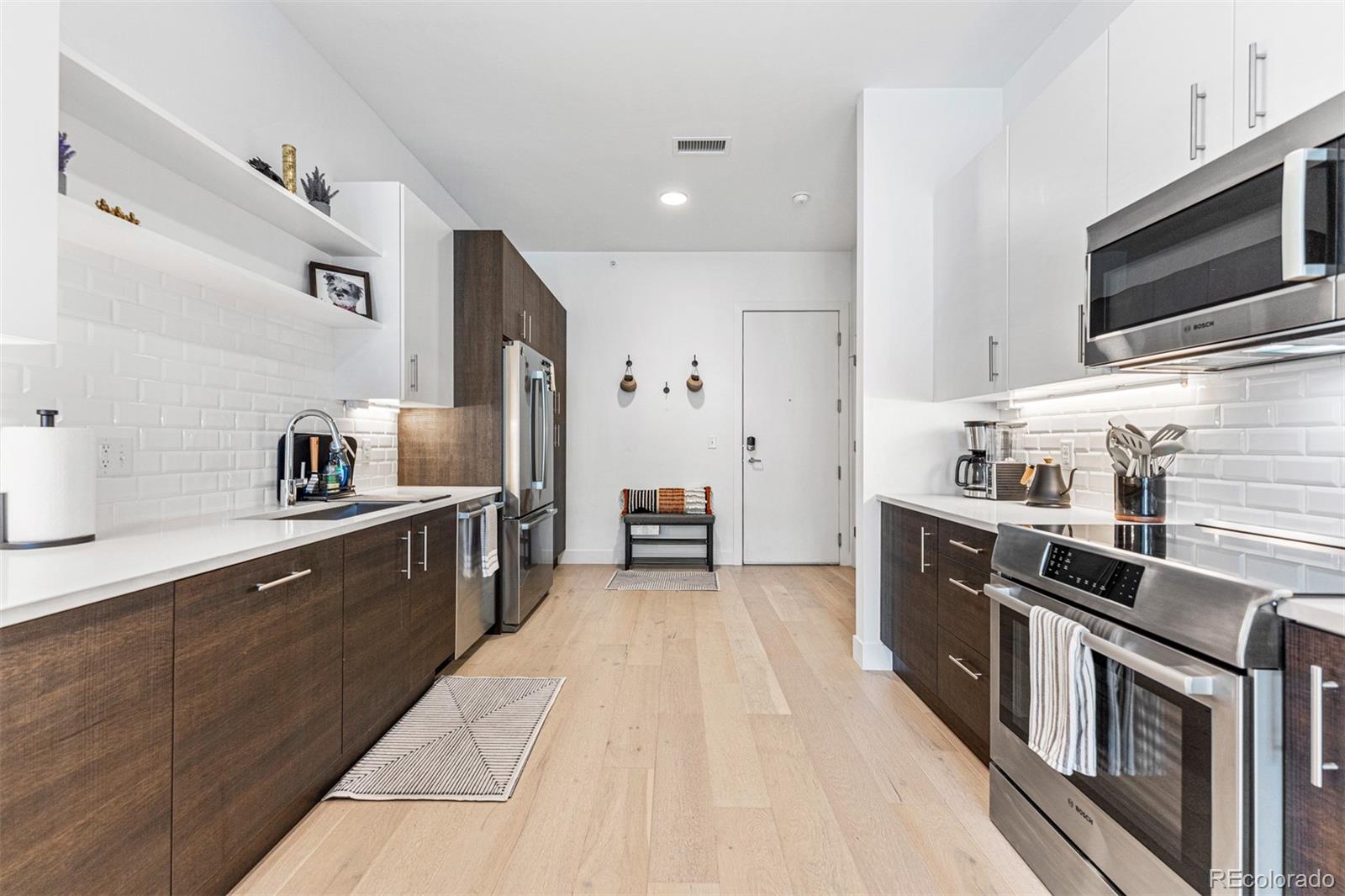 MLS Image #6 for 2550  lawrence street,denver, Colorado