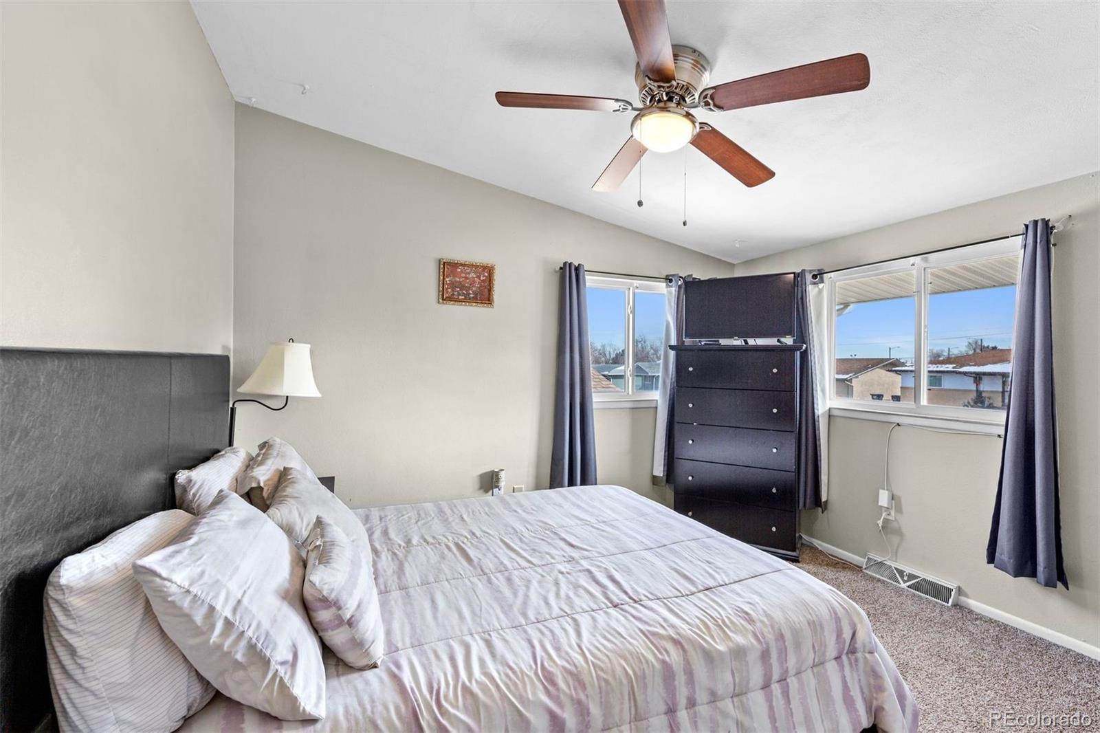 MLS Image #11 for 33  stanford avenue,pueblo, Colorado