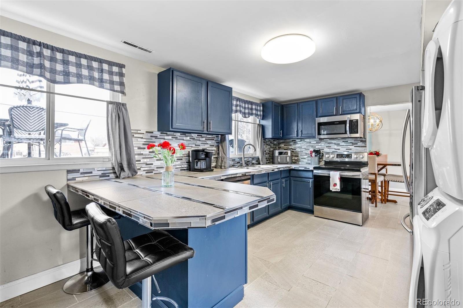 MLS Image #8 for 33  stanford avenue,pueblo, Colorado