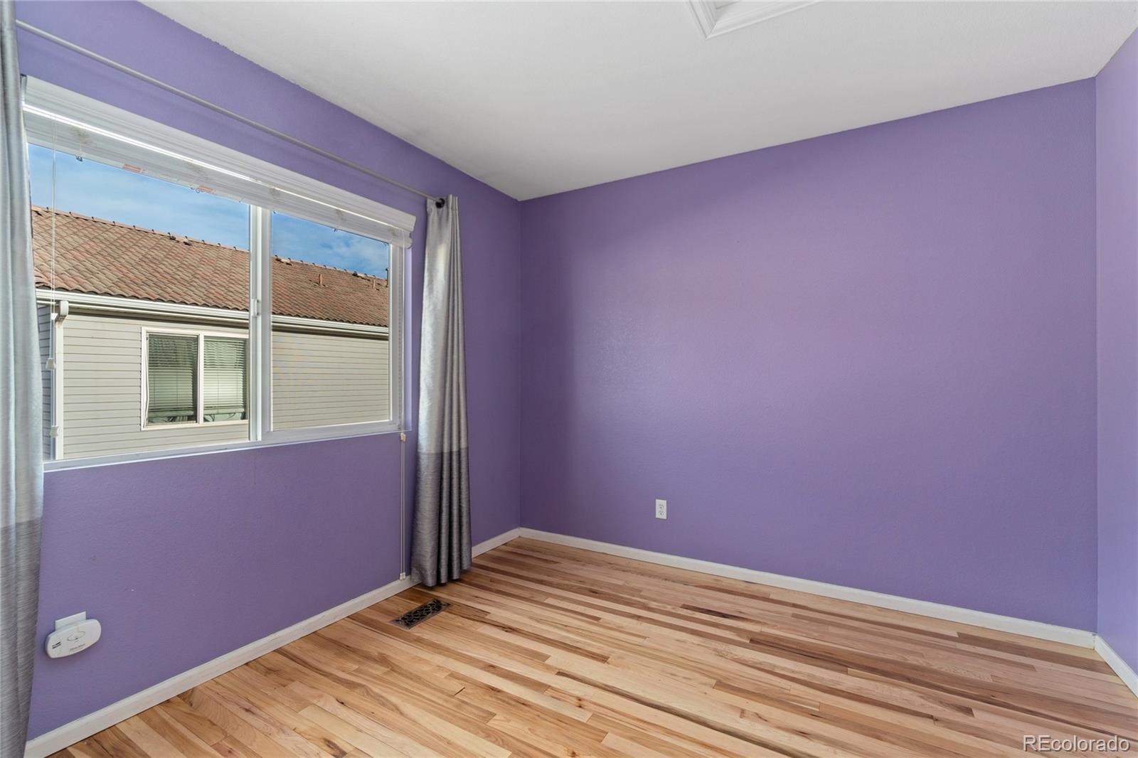 MLS Image #16 for 19813 e 47th avenue,denver, Colorado