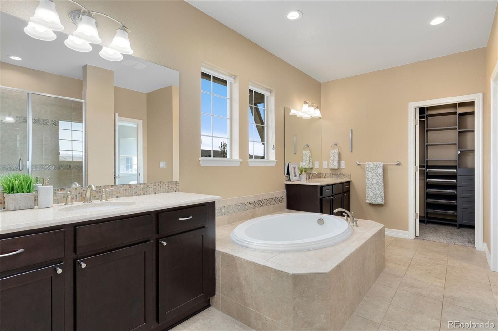 MLS Image #21 for 15980  pikes peak drive,broomfield, Colorado