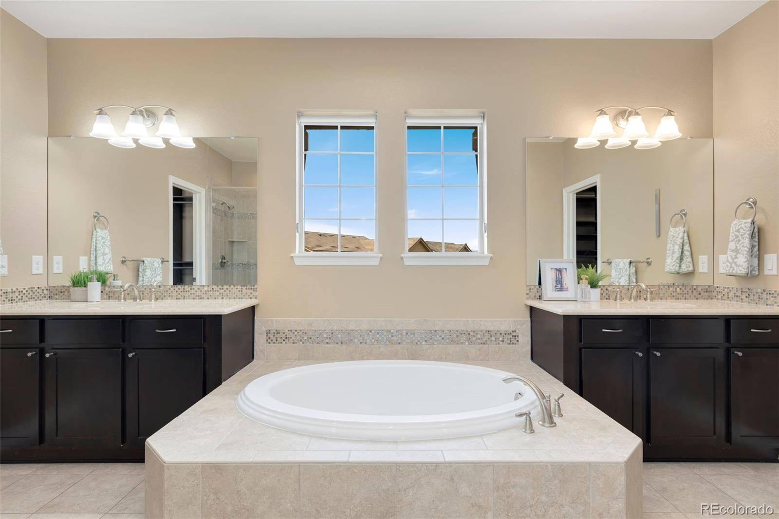 MLS Image #22 for 15980  pikes peak drive,broomfield, Colorado