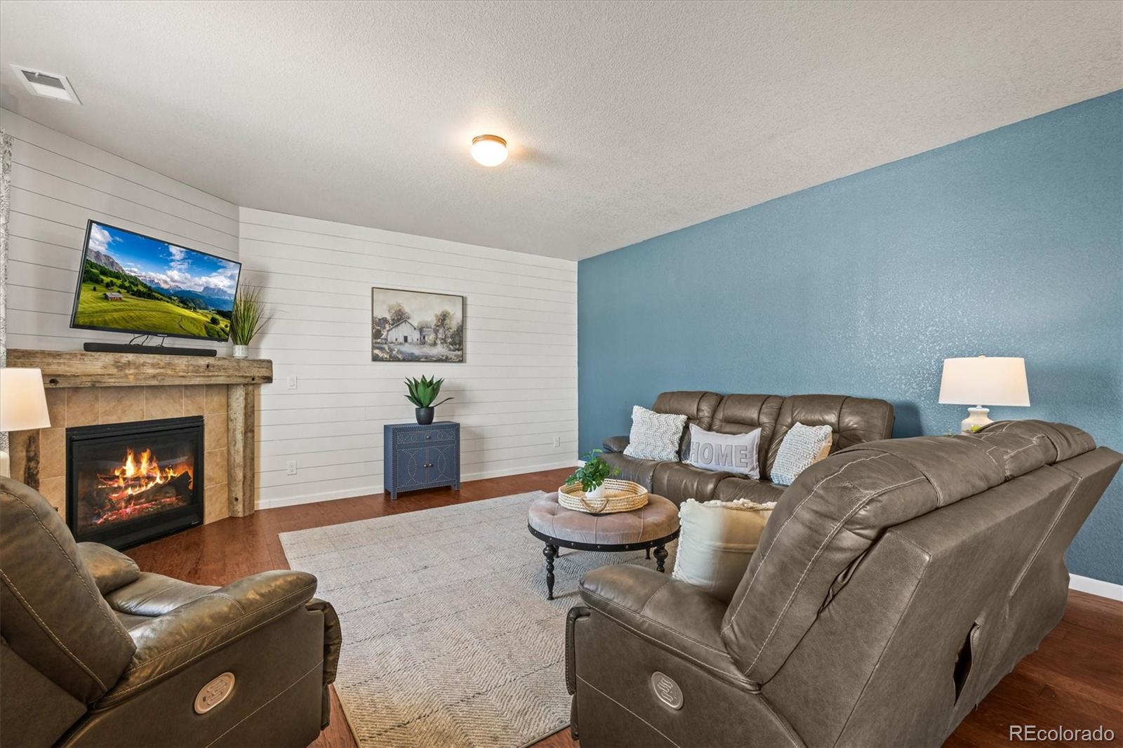 MLS Image #3 for 5774  desert inn loop,elizabeth, Colorado