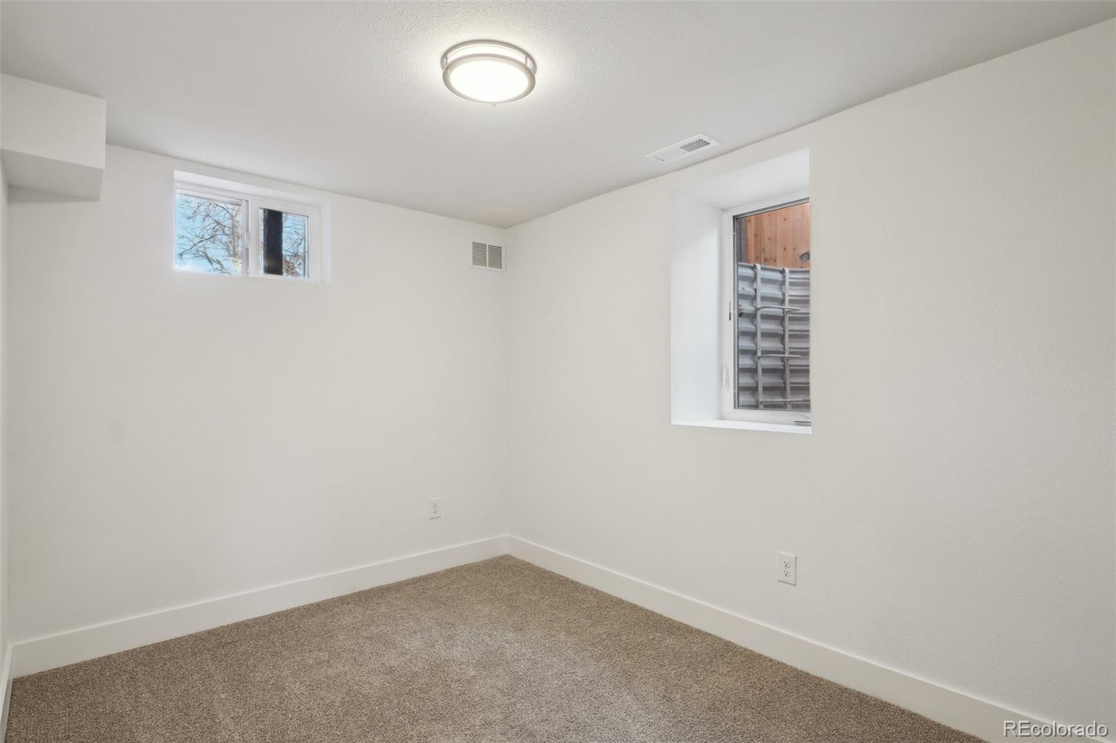 MLS Image #22 for 1086 s pearl street,denver, Colorado