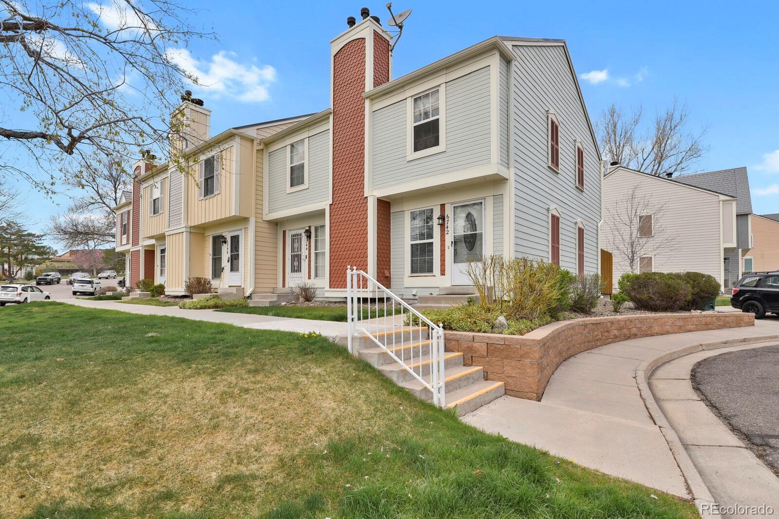 MLS Image #0 for 6742 s independence street,littleton, Colorado
