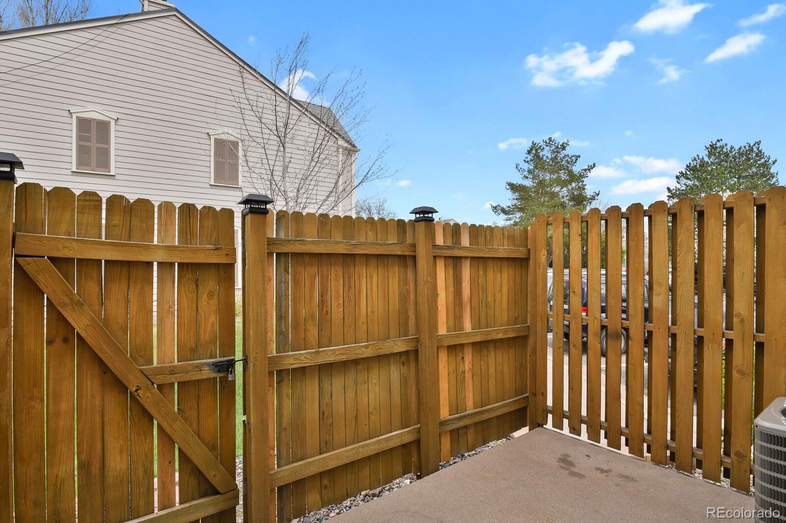 MLS Image #14 for 6742 s independence street,littleton, Colorado