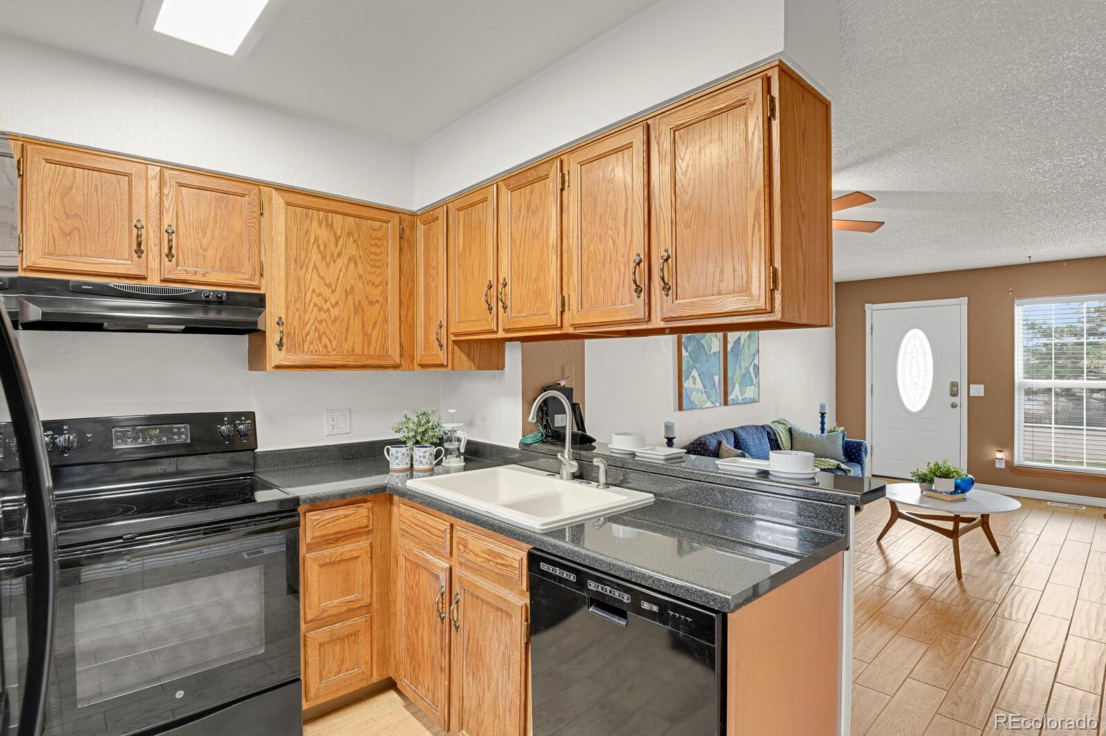 MLS Image #8 for 6742 s independence street,littleton, Colorado