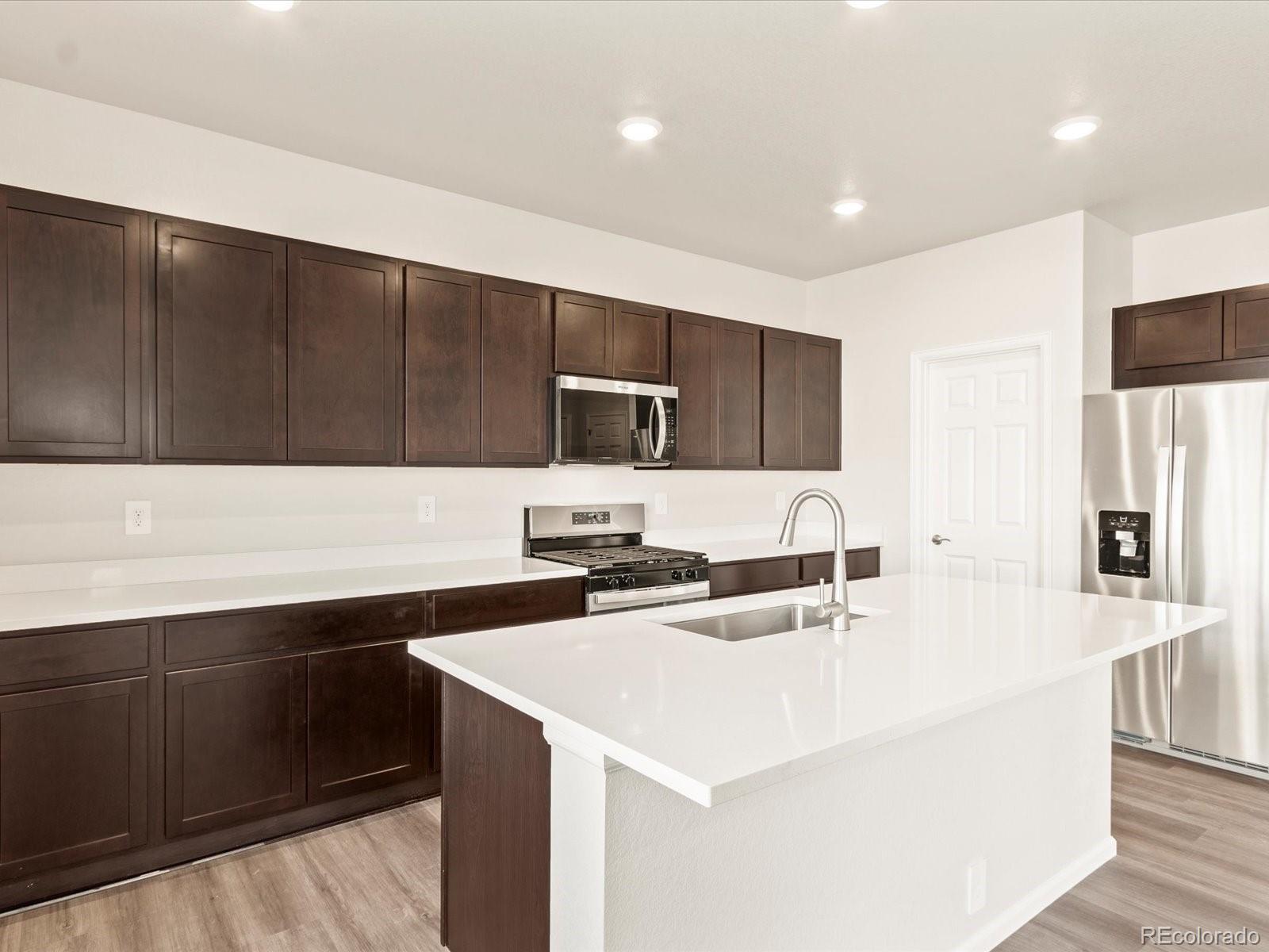 MLS Image #11 for 1033  odessa lake road,severance, Colorado