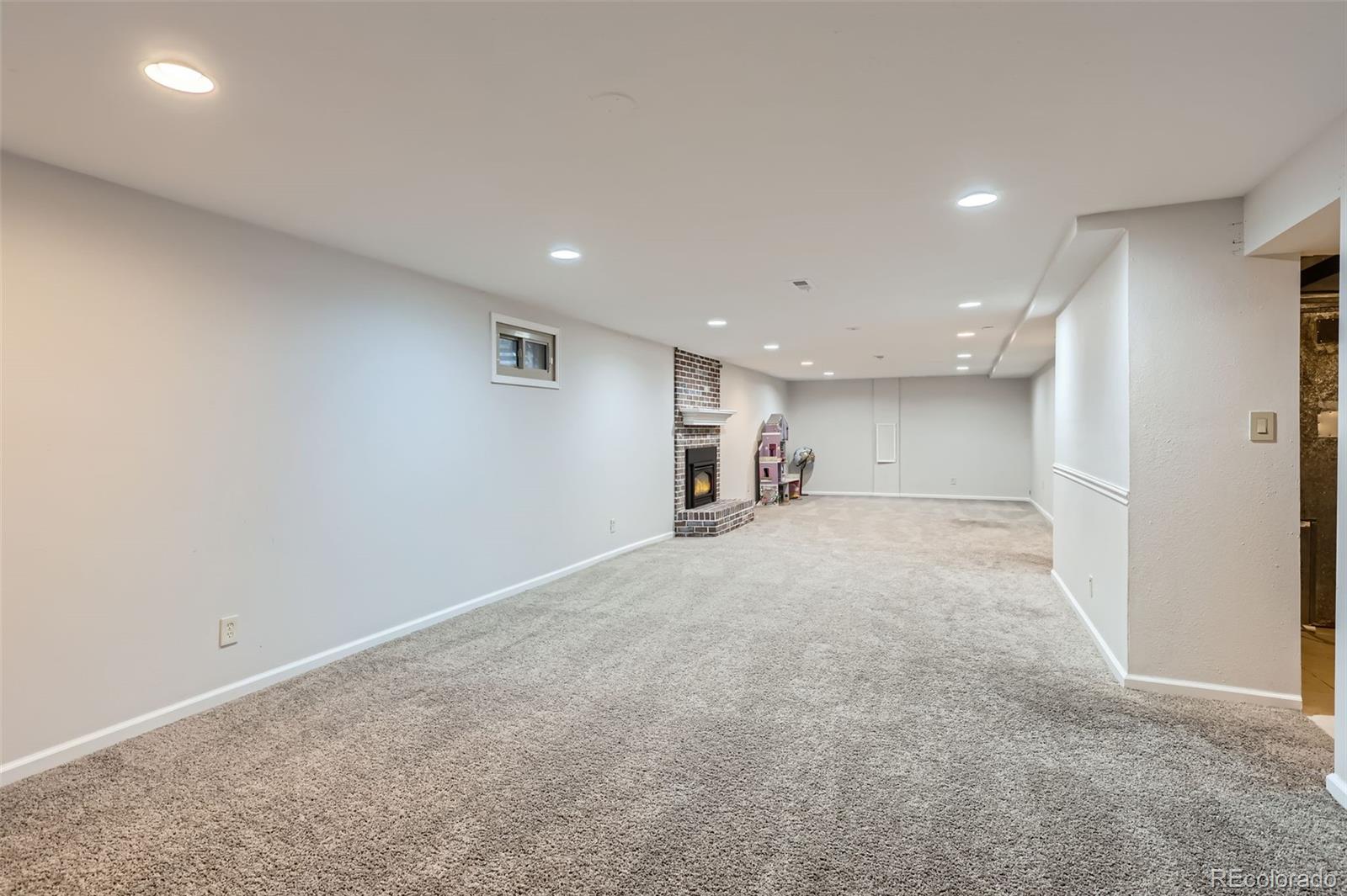 MLS Image #19 for 14892 e arkansas drive,aurora, Colorado