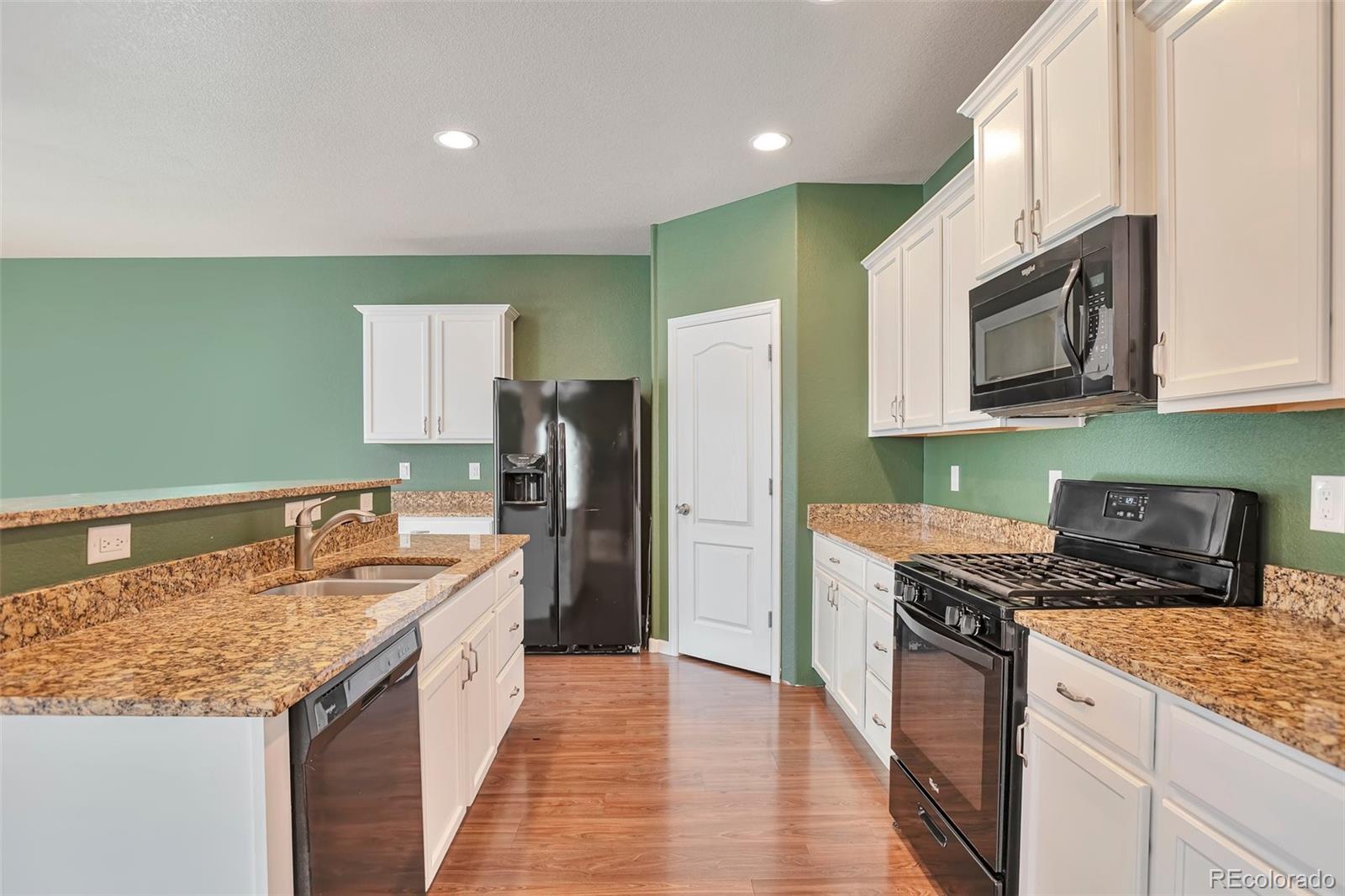 MLS Image #5 for 9553  cherry lane,thornton, Colorado