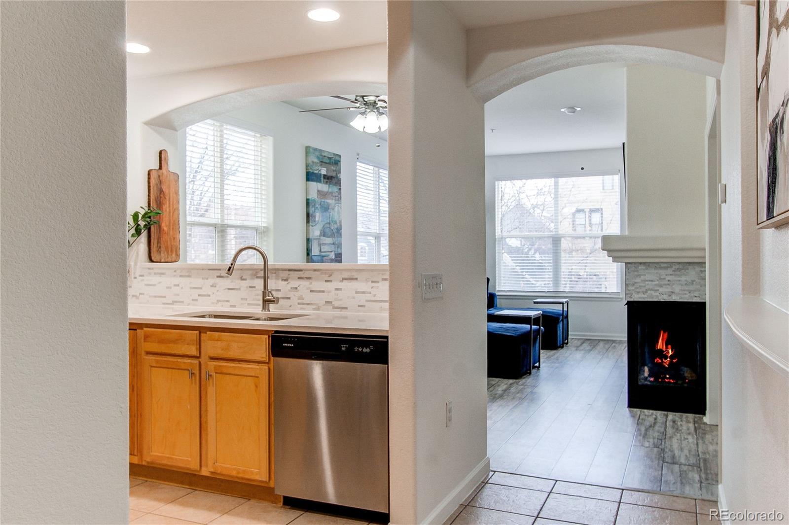 MLS Image #13 for 1727 n pearl street 201,denver, Colorado