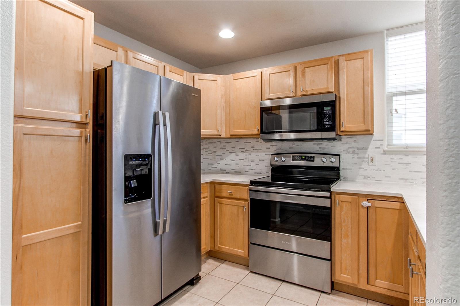 MLS Image #15 for 1727 n pearl street 201,denver, Colorado