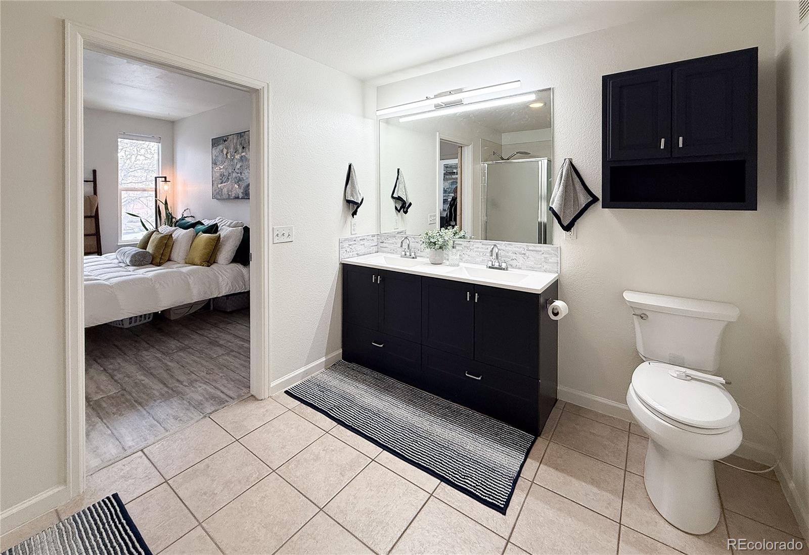 MLS Image #26 for 1727 n pearl street 201,denver, Colorado