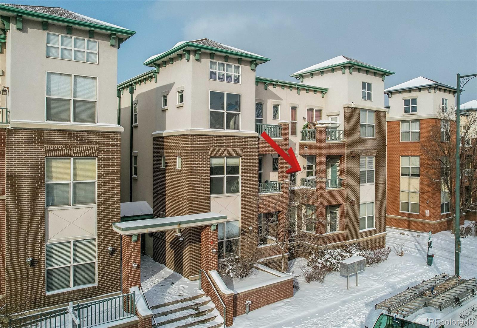 MLS Image #39 for 1727 n pearl street 201,denver, Colorado