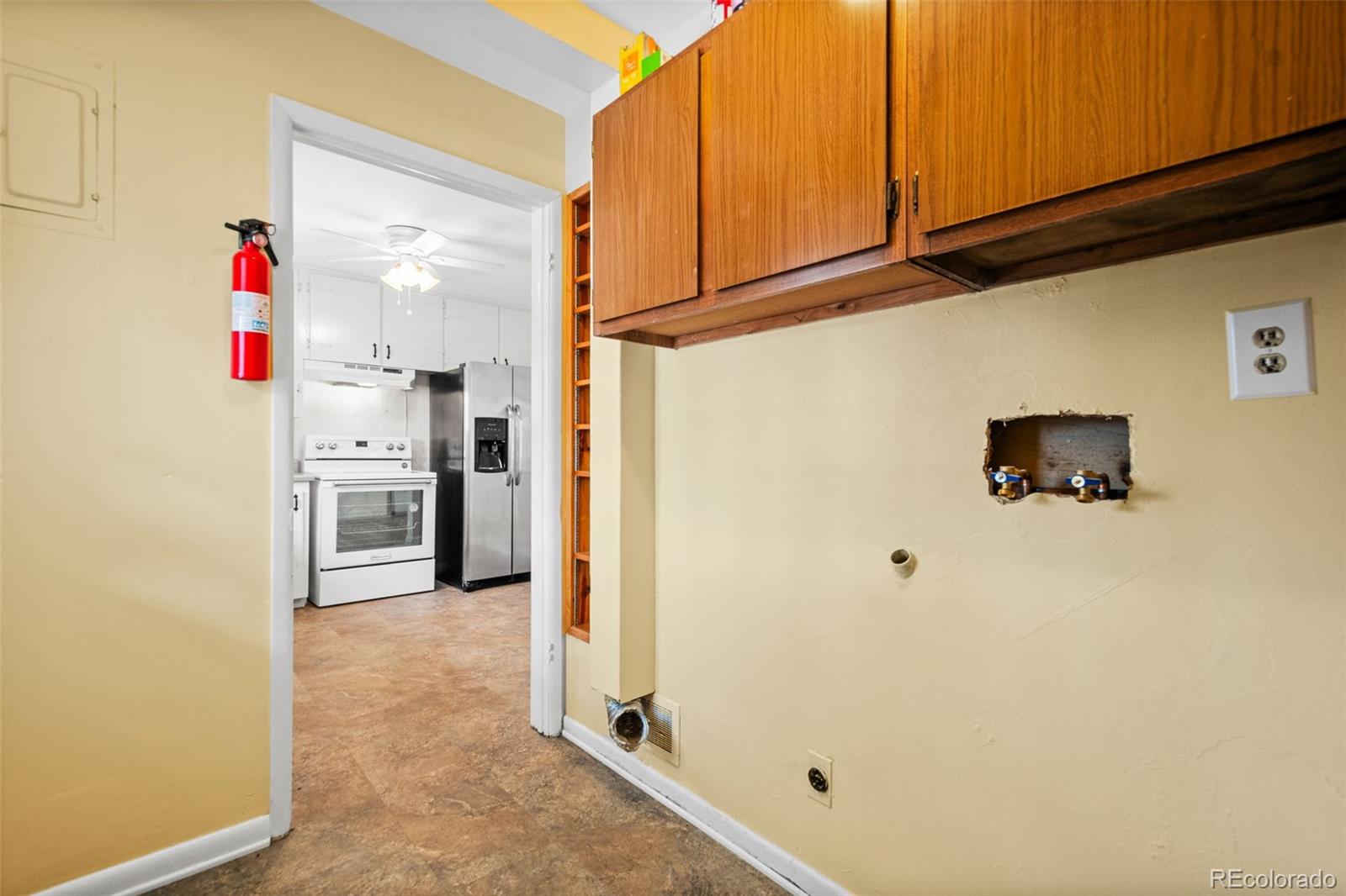 MLS Image #19 for 1876 s chester circle,denver, Colorado