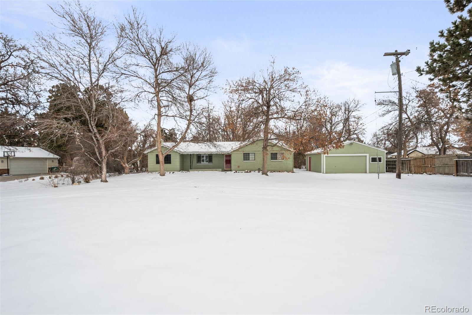 MLS Image #3 for 1876 s chester circle,denver, Colorado