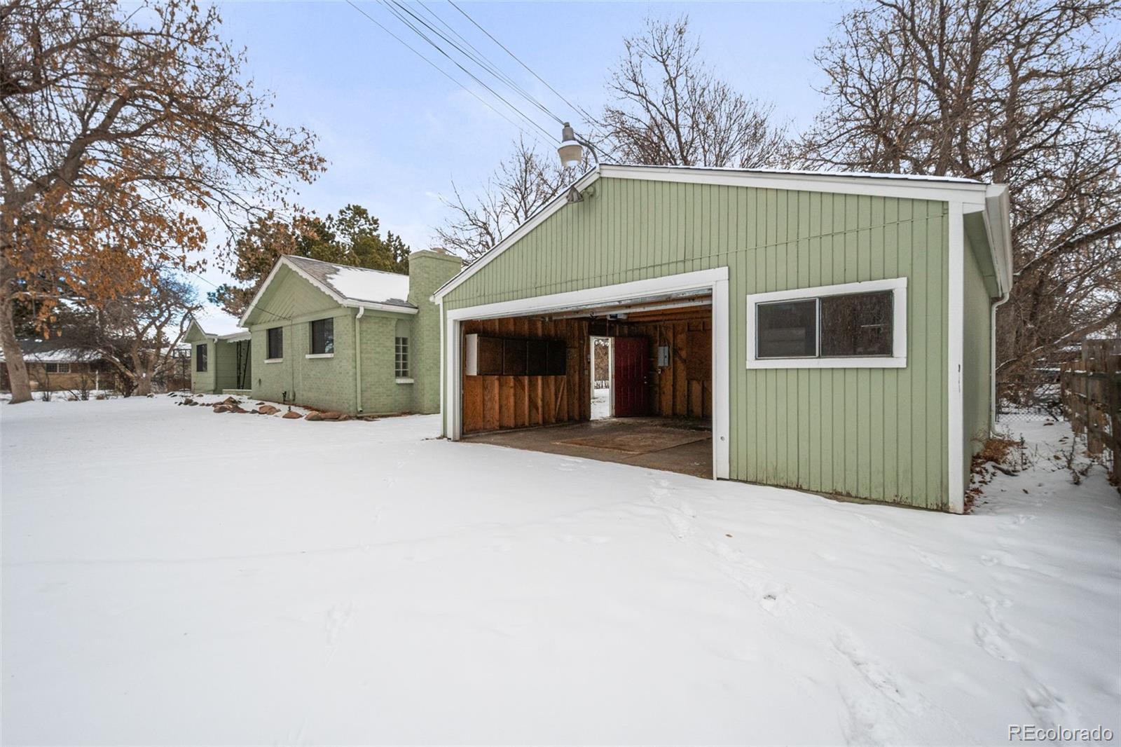 MLS Image #39 for 1876 s chester circle,denver, Colorado