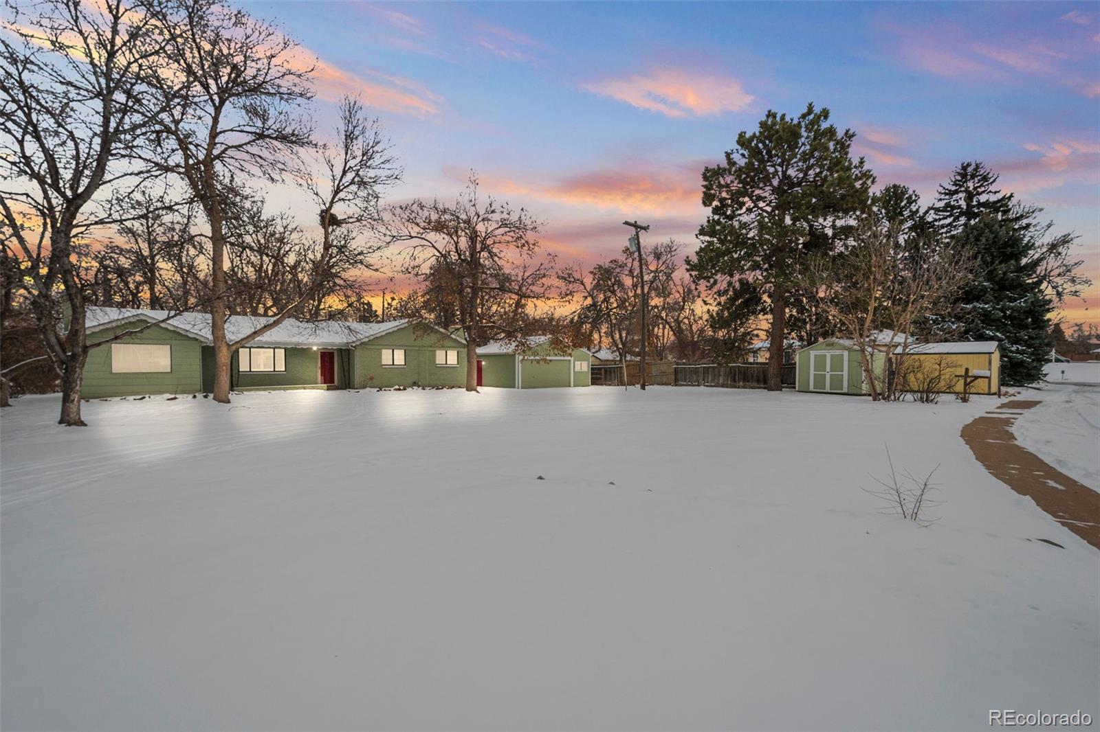 MLS Image #4 for 1876 s chester circle,denver, Colorado