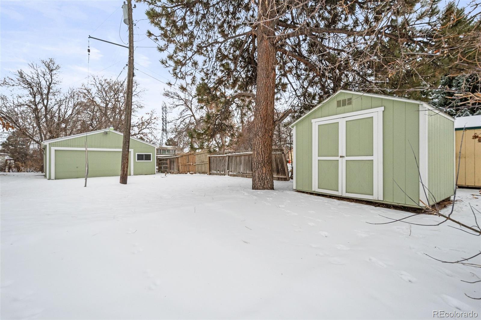 MLS Image #40 for 1876 s chester circle,denver, Colorado