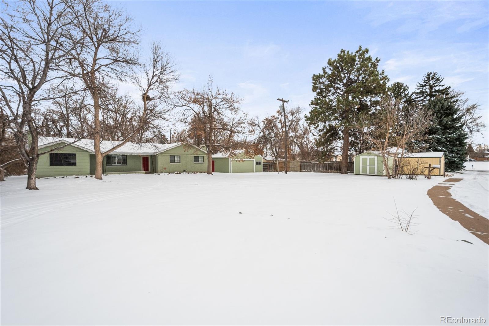 MLS Image #5 for 1876 s chester circle,denver, Colorado