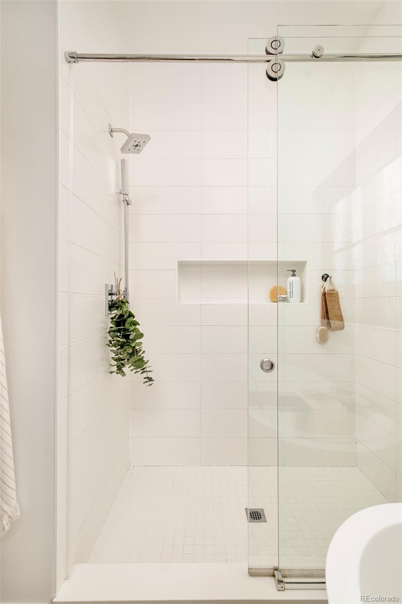 MLS Image #26 for 1921 w 37th avenue,denver, Colorado