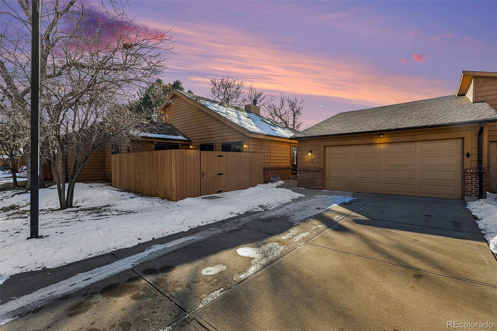 MLS Image #0 for 127 s eagle circle,aurora, Colorado