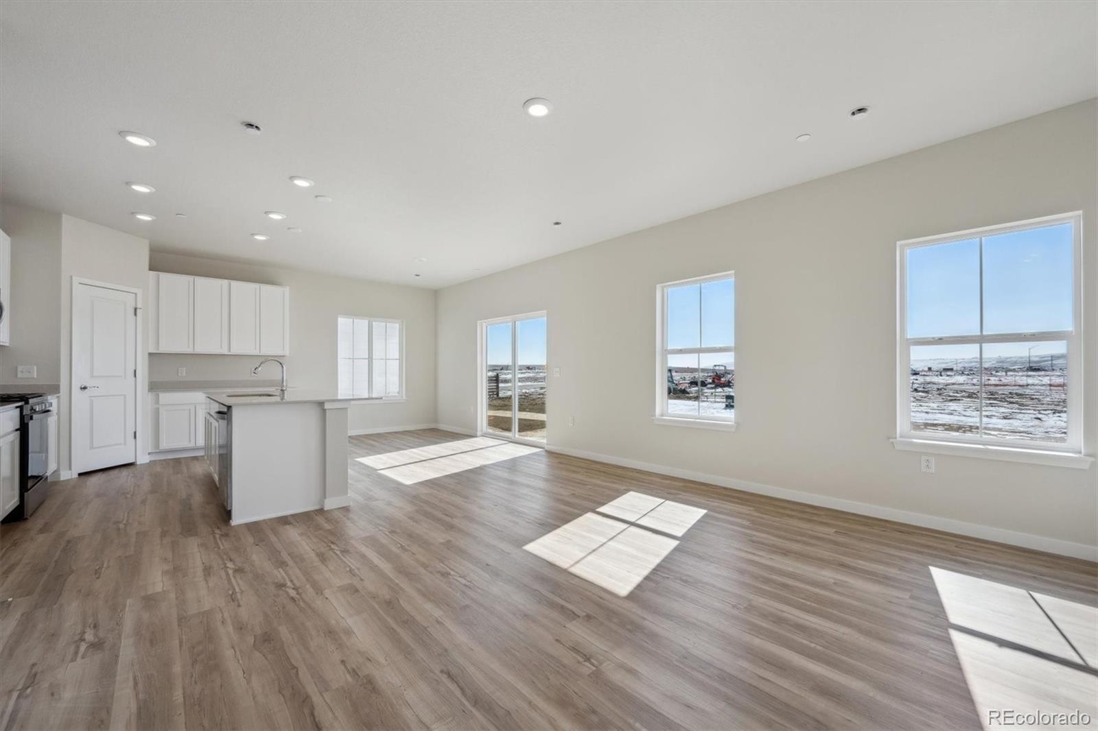 MLS Image #18 for 19088 e 94th place,commerce city, Colorado